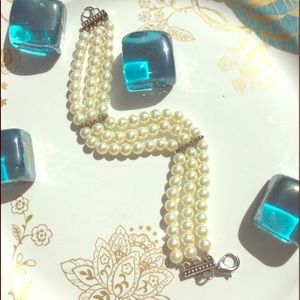 White Pearl 3 Strand Bracelet,Silver Pt